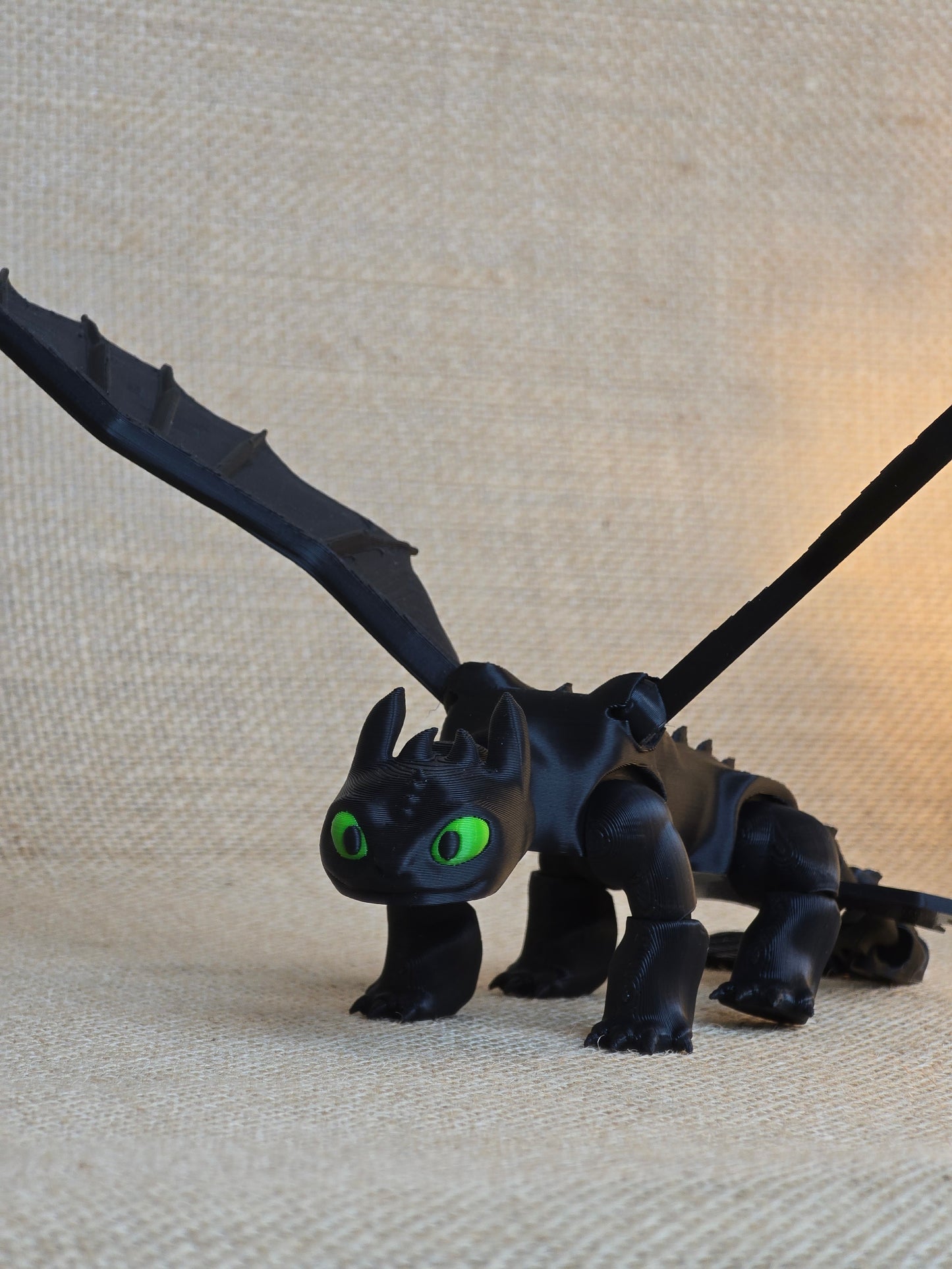 Articulated Night Fury Dragon – Poseable Collectible