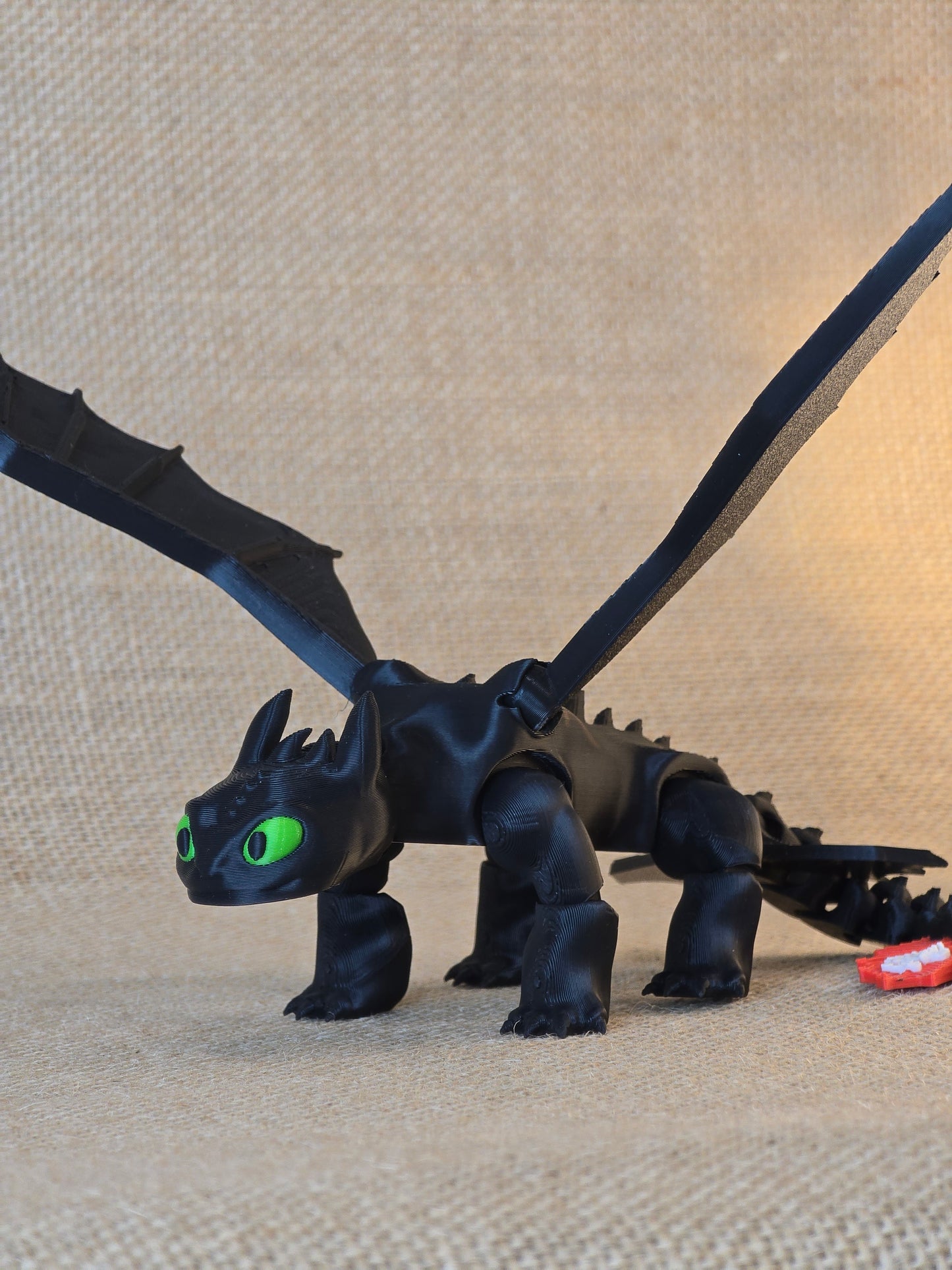Articulated Night Fury Dragon – Poseable Collectible