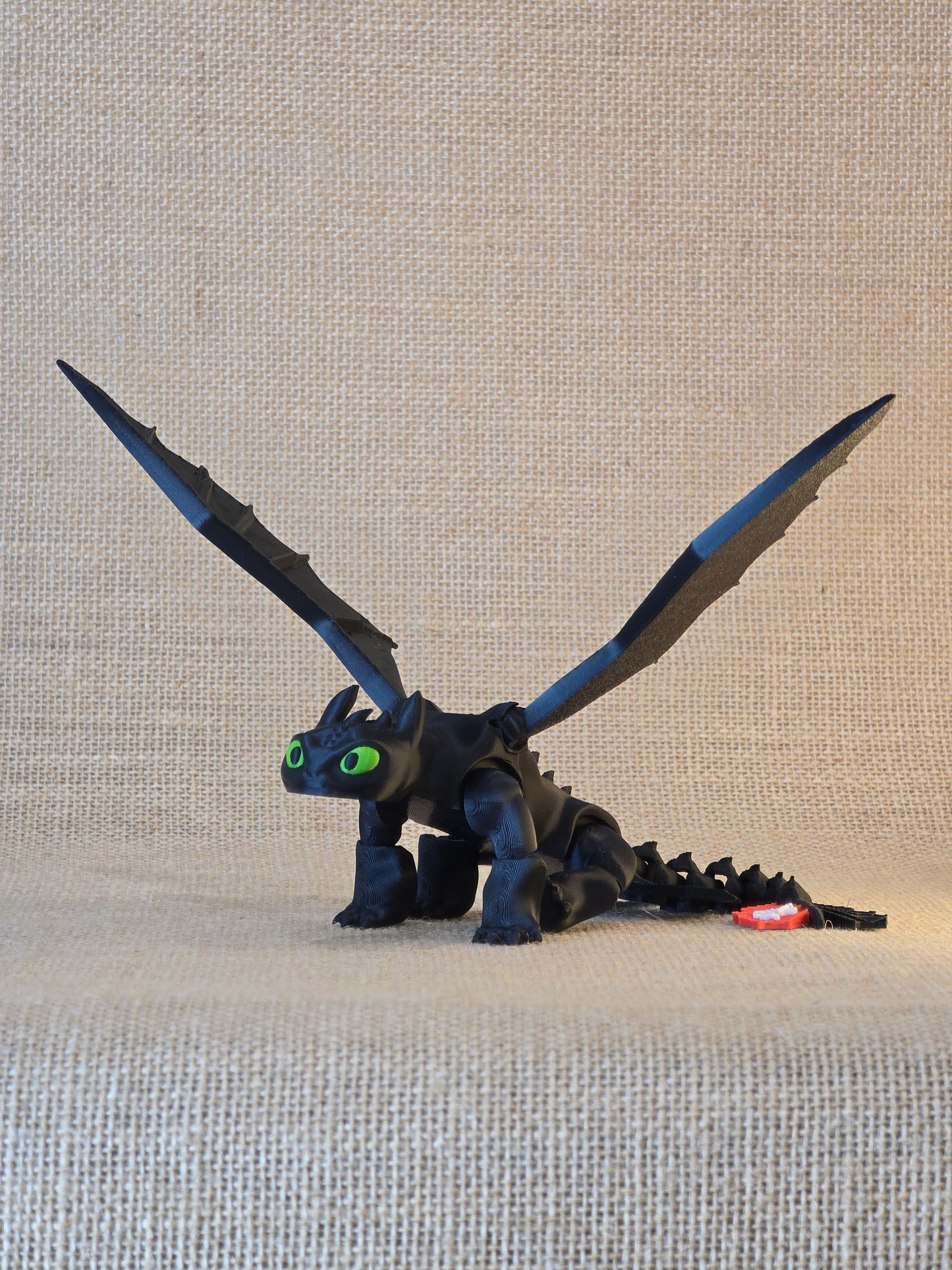 Articulated Night Fury Dragon – Poseable Collectible