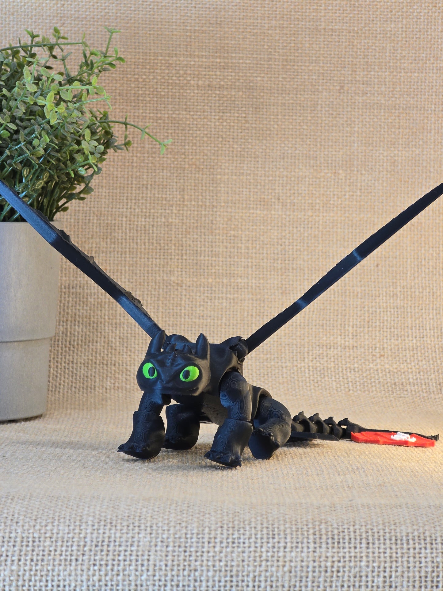 Articulated Night Fury Dragon – Poseable Collectible